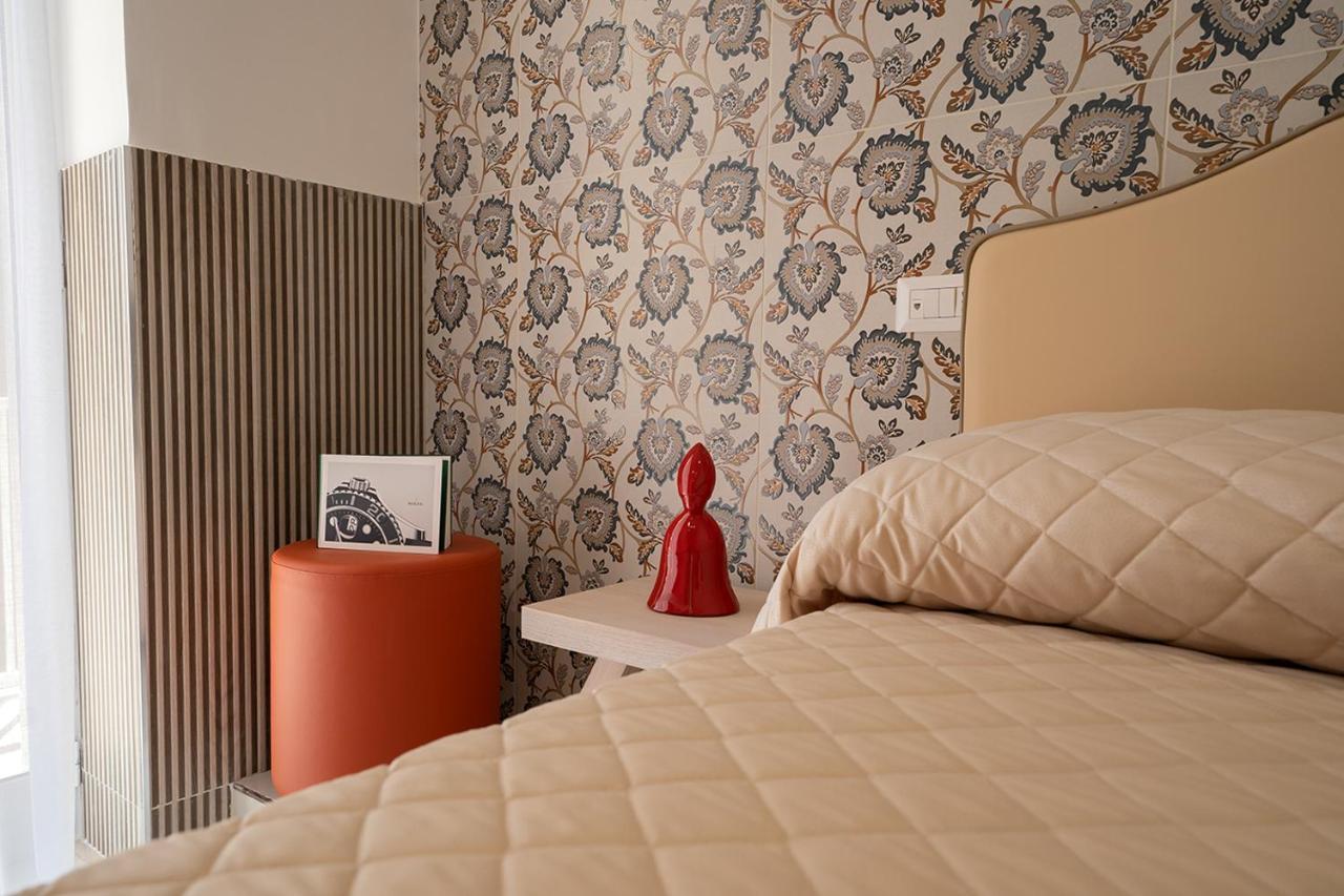 P.c. Boutique H. De Gasperi, Centro, By Clapa Group Guest house Naples