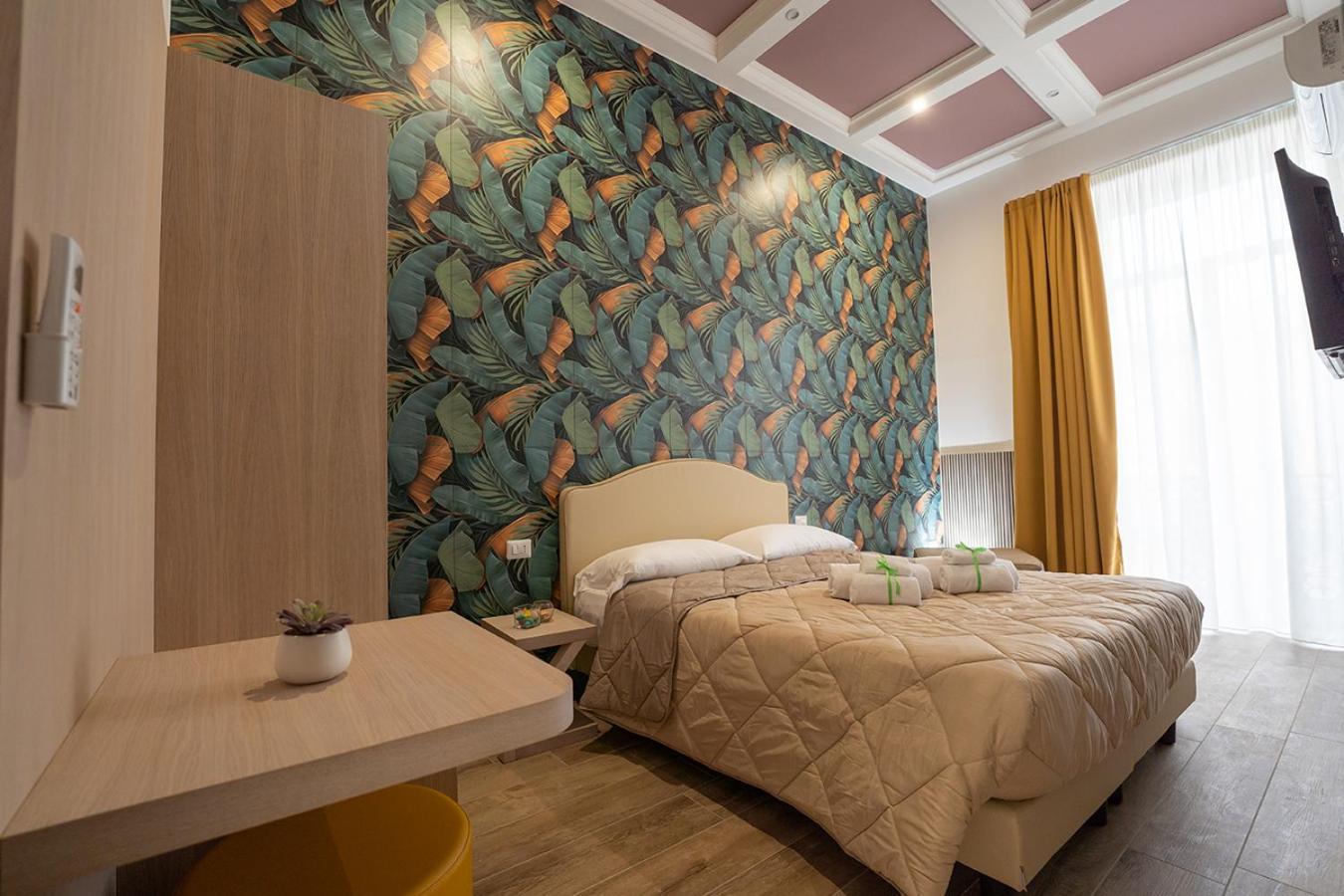 P.c. Boutique H. De Gasperi, Centro, By Clapa Group Guest house *