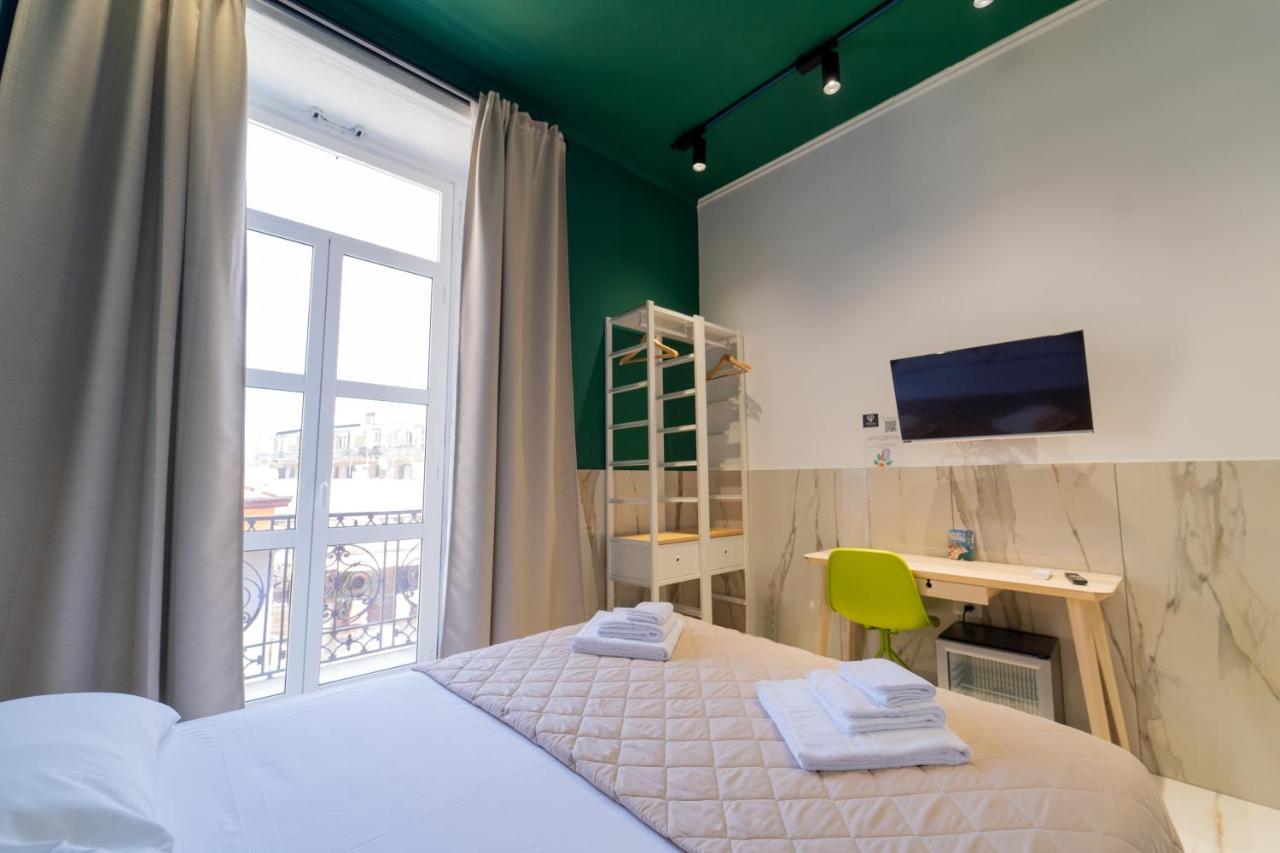 Affittacamere P.c. Boutique H. De Gasperi, Centro, By Clapa Group Napoli